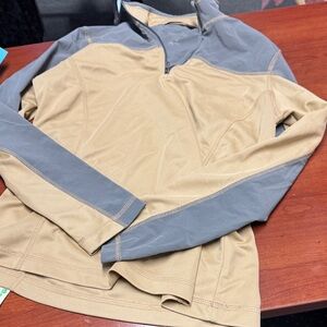 North end activewear top s // 012112